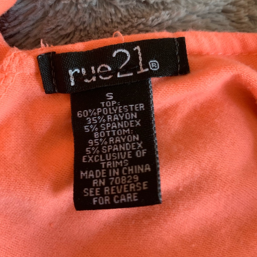 Romper - Picture 2 of 2